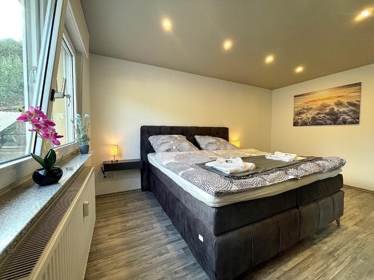 Sweet Six, Balkon, Netflix, Boxspringbetten, Hochwertiges Bad Zell an der Mosel Εξωτερικό φωτογραφία