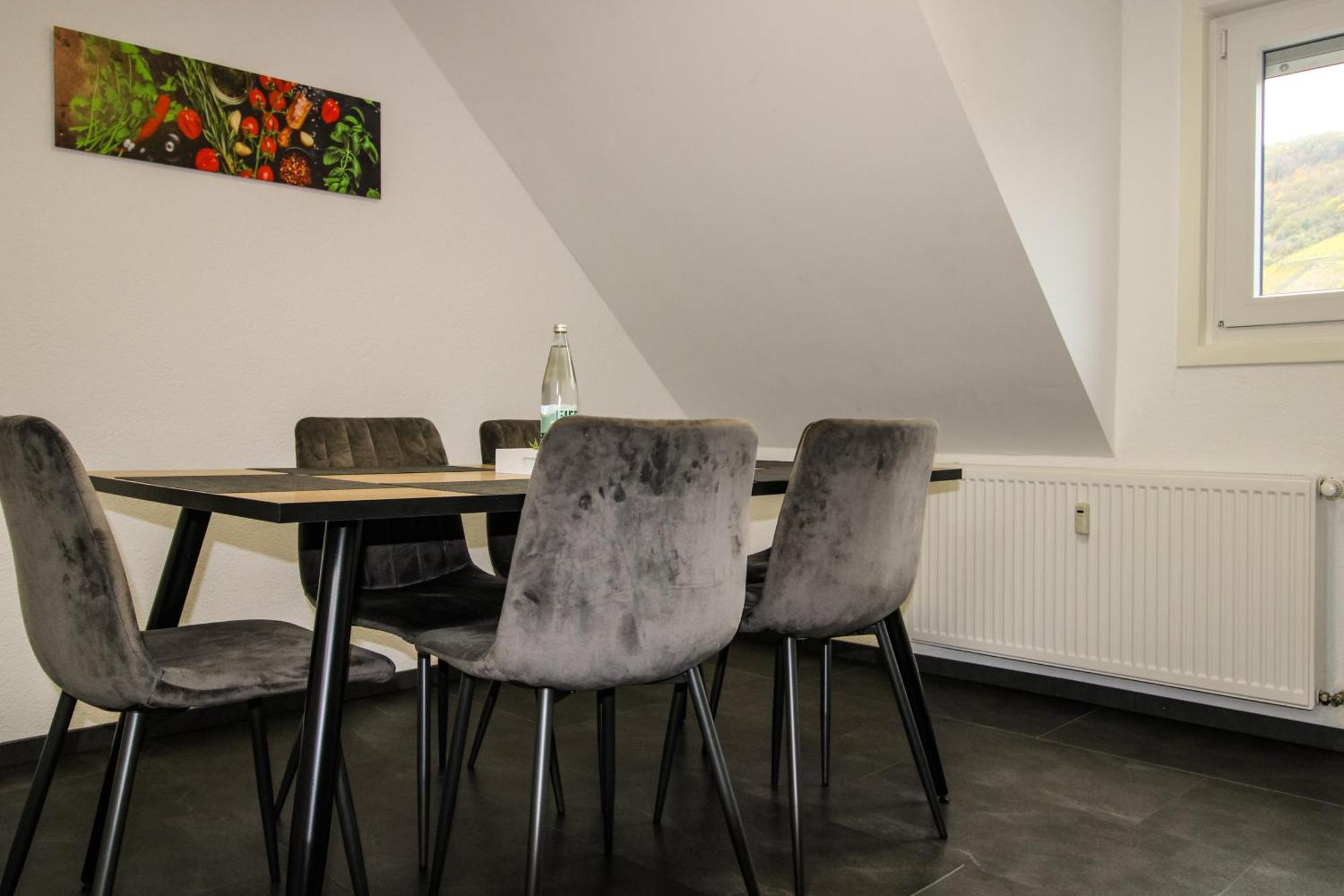 Sweet Six, Balkon, Netflix, Boxspringbetten, Hochwertiges Bad Zell an der Mosel Εξωτερικό φωτογραφία