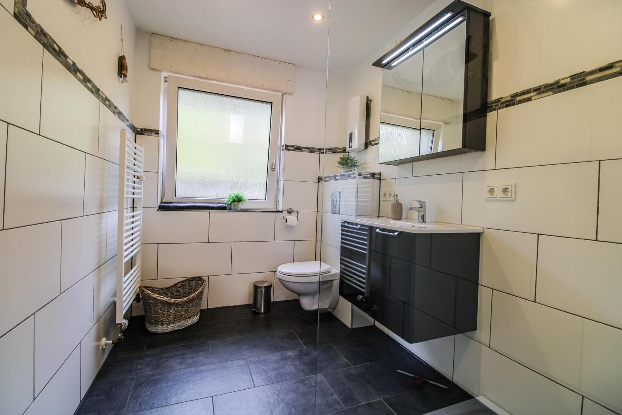 Sweet Six, Balkon, Netflix, Boxspringbetten, Hochwertiges Bad Zell an der Mosel Εξωτερικό φωτογραφία