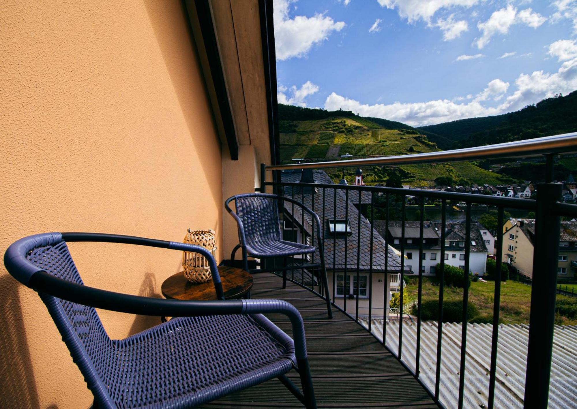 Sweet Six, Balkon, Netflix, Boxspringbetten, Hochwertiges Bad Zell an der Mosel Εξωτερικό φωτογραφία